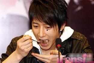 娱乐吃瓜小飞哥是谁