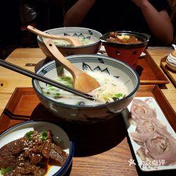 娱乐吃瓜酱牛,揭秘娱乐圈那些不为人知的幕后故事