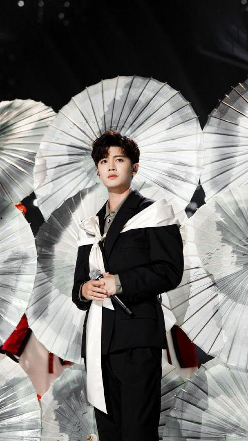 娱乐圈吃瓜爆料陈伟霆,揭秘明星背后的故事