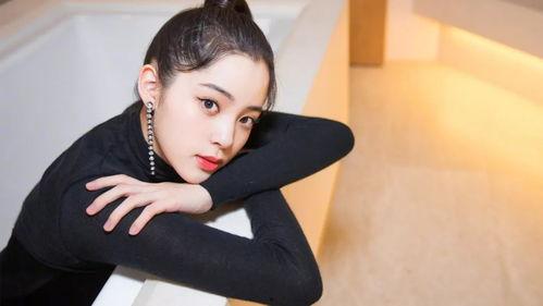 娱乐吃瓜欧阳娜娜小说,娱乐圈的甜蜜瓜田